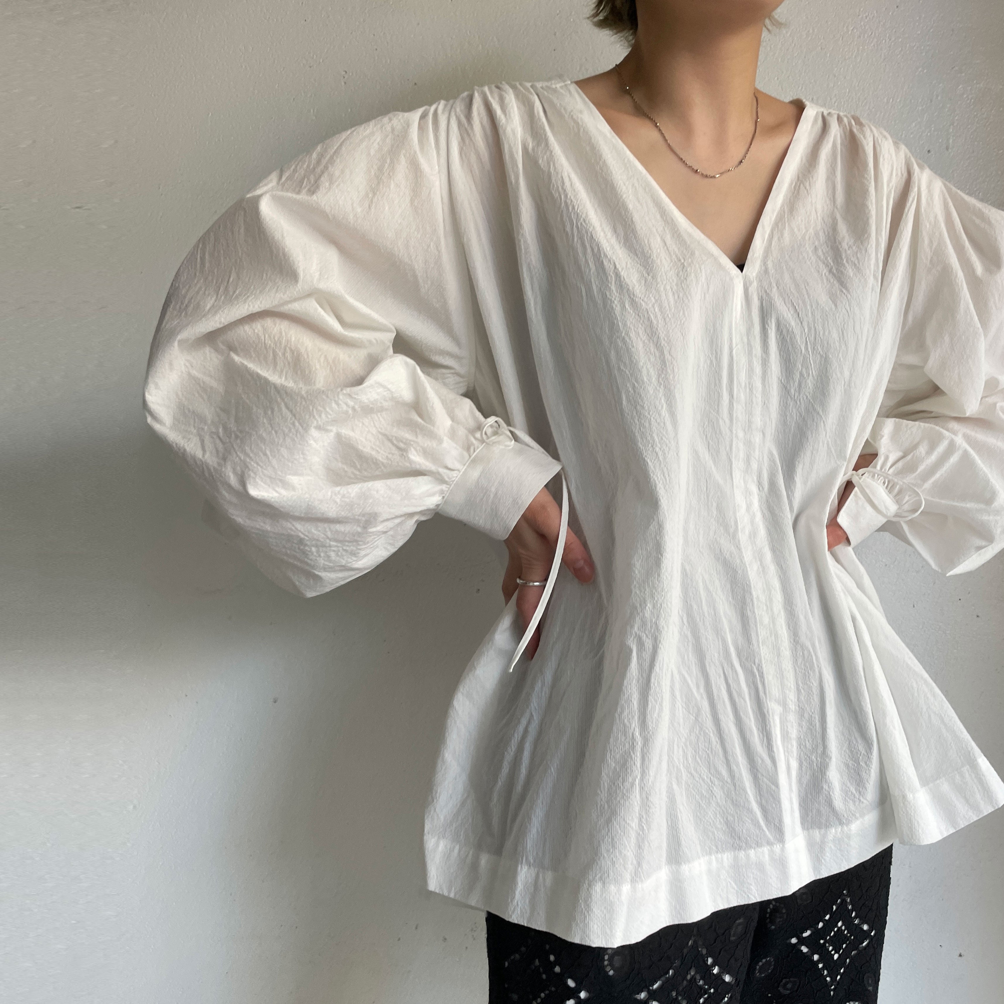 BED&BREAKFAST】 Cordlane Natural Sun-dried Wash Puff Blouse – ONENESS ONLINE  STORE