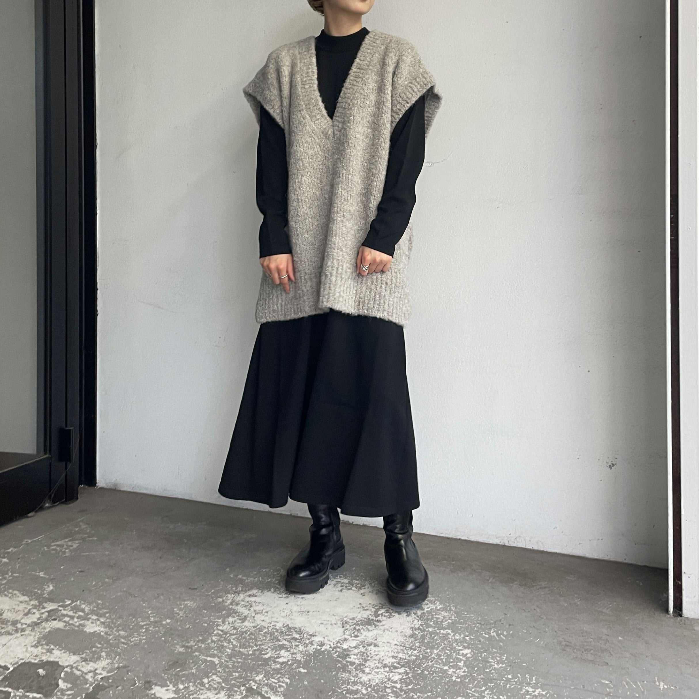 ESLOW】 SLEEVELESS SWEATER – ONENESS ONLINE STORE ESLOW】 SLEEVELESS SWEATER – ONENESS ONLINE STORE