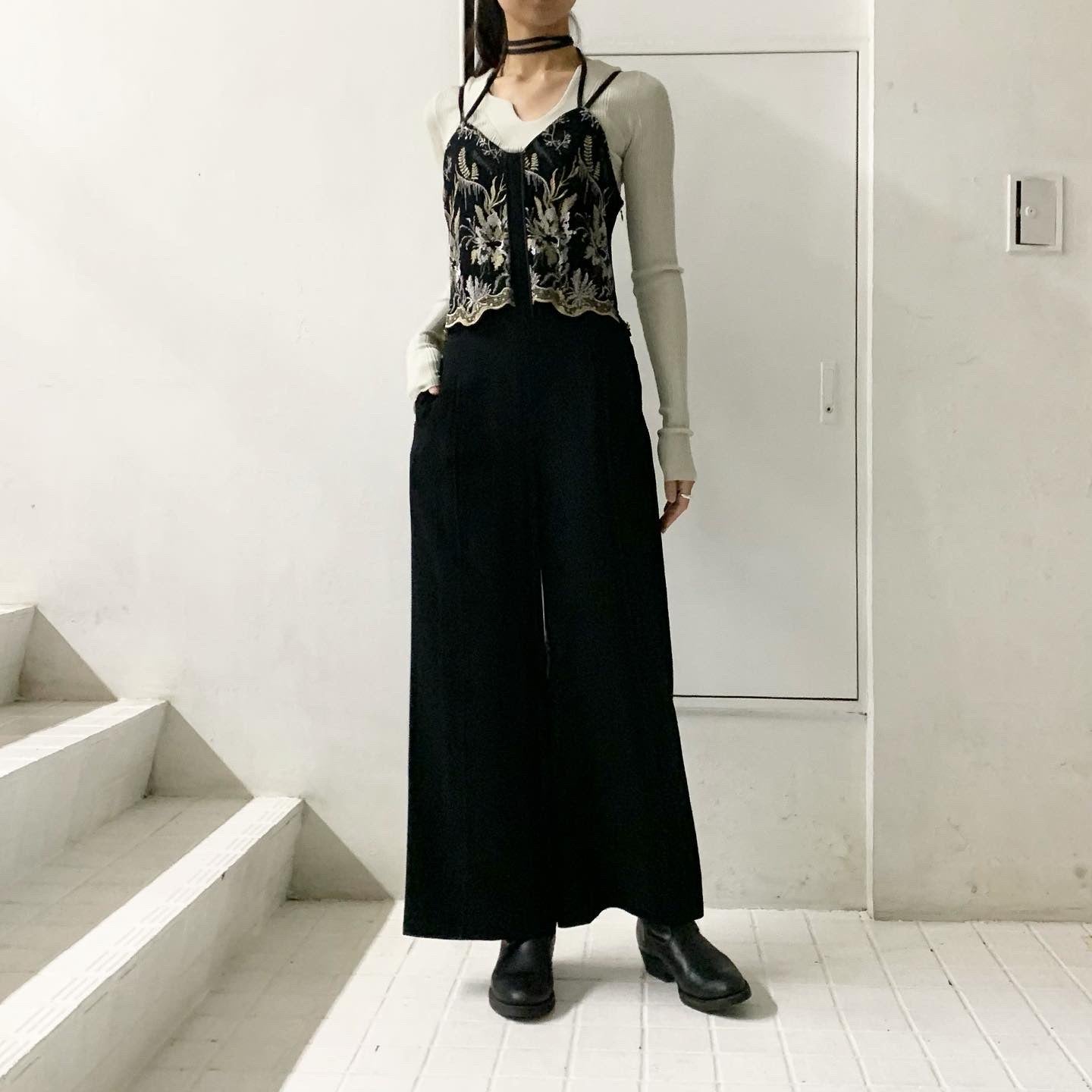MURRAL】 Petal lace overalls – ONENESS ONLINE STORE