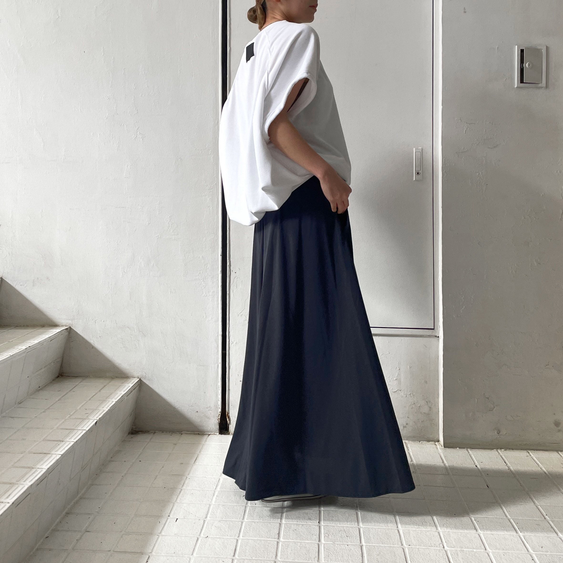 COGTHEBIGSMOKE】 HALO SEMI-FLARE SKIRT / JOYCE SWEATSHIRT