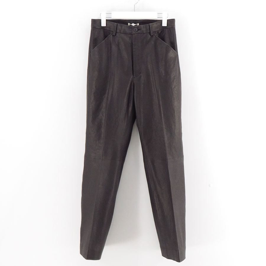 AURALEE/オーラリー】TEXTURED LAMB LEATHER PANTS A26SP02BLの通販