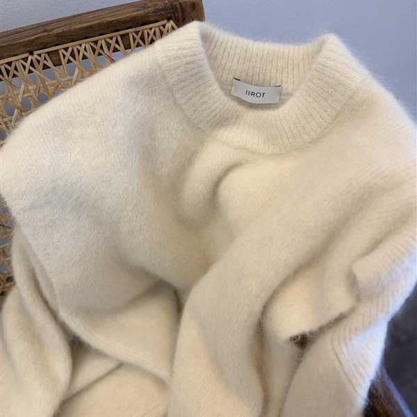 【IIROT】 Alpaca gimmick Knit