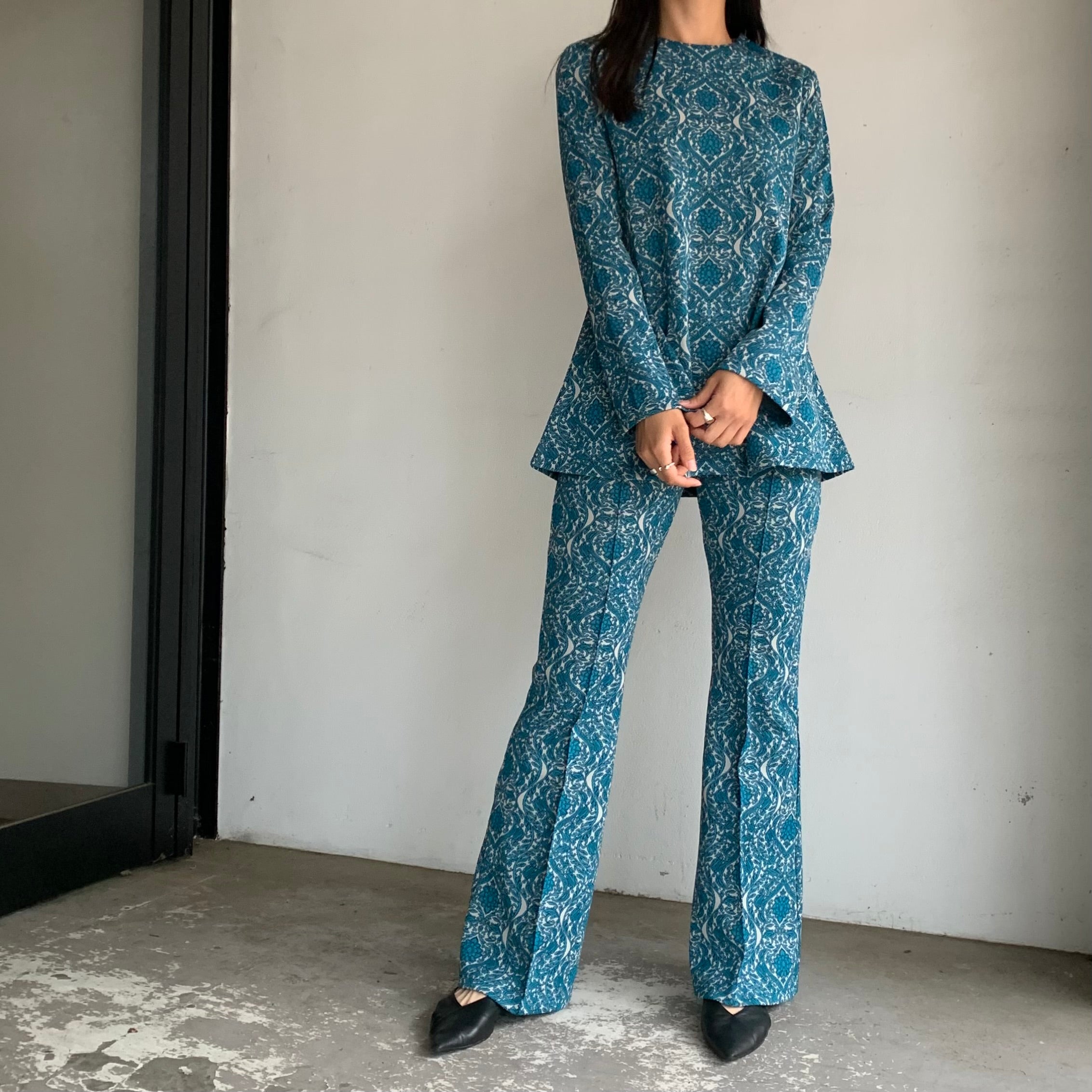 未使用 FUMIE=TANAKA フミエタナカ ジャガードフレアワンピース FUMIE TANAKA】jacquard flare P/O / jacquard flare PA – ONENESS