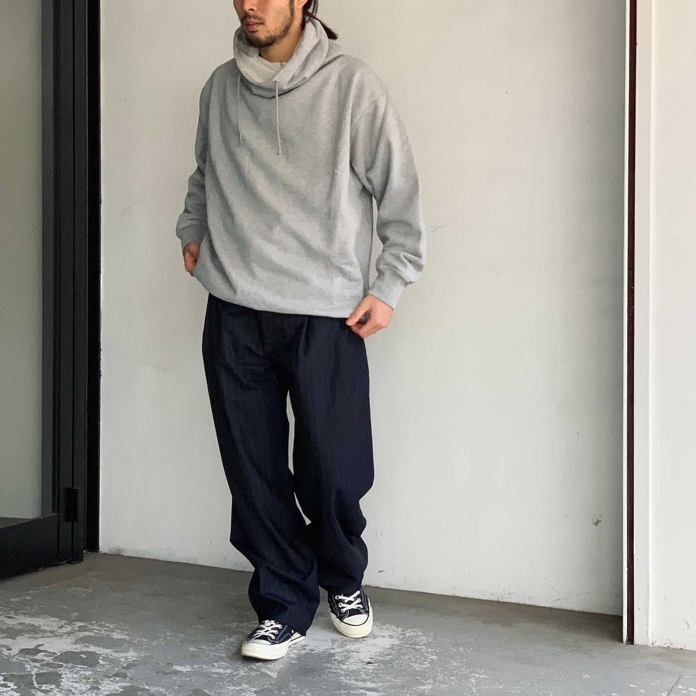 【HED MAYNER】  WIDE COLLAR SWEAT SHIRT