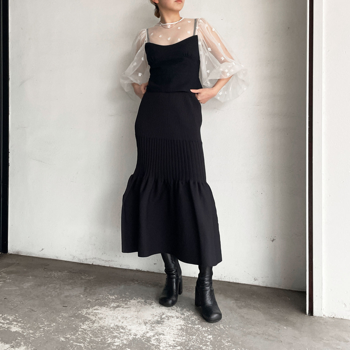 【GREED】 Small Flower embroidery Puff Short Top<br>【CFCL】 FLUTED SKIRT 2