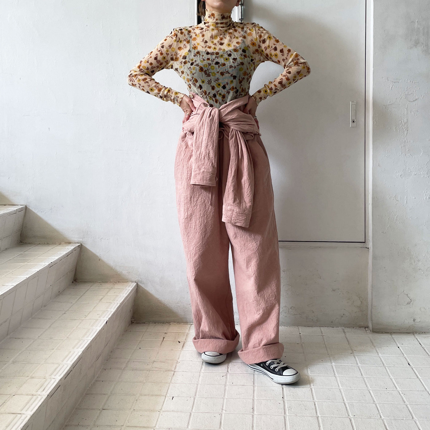 【BELPER】 WASHED LINEN JUMP SUIT<br>【FUMIKA UCHIDA】 FLOWER PRINTED TULLE HIGH-NECK TOP