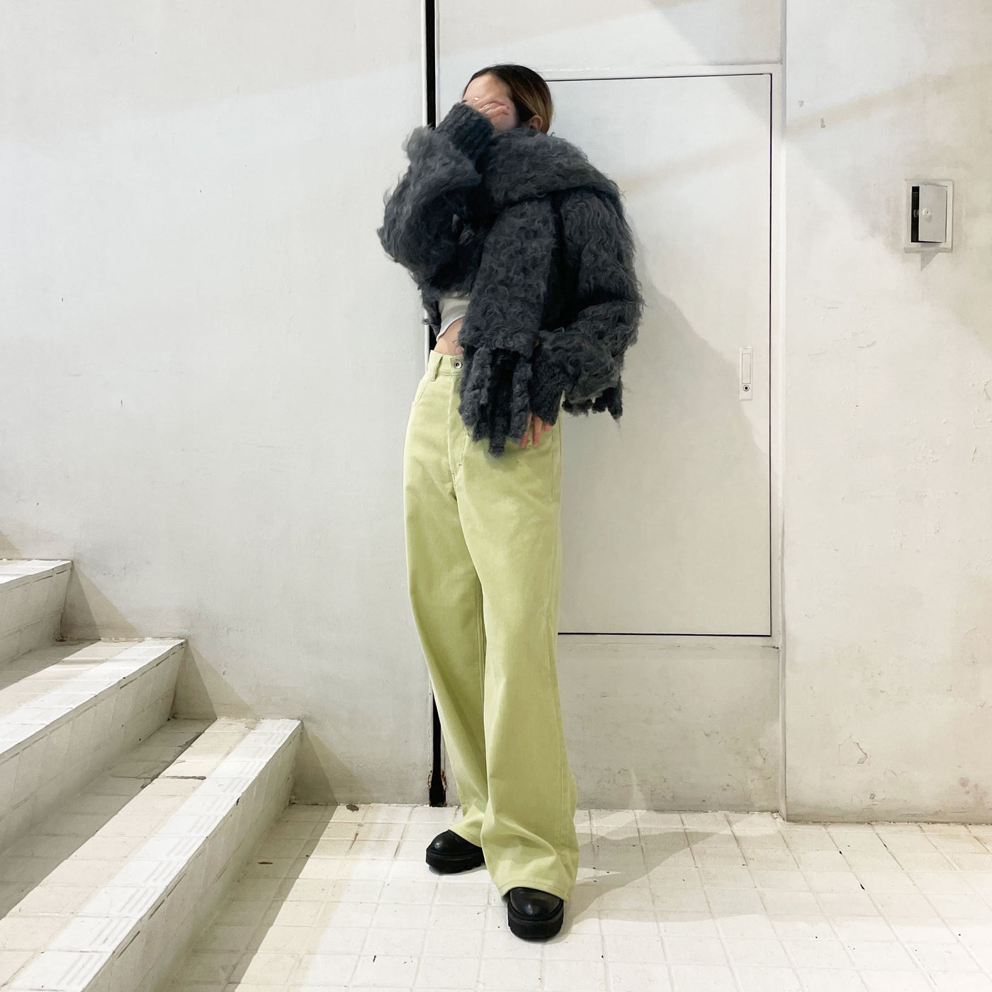 【AURALEE】 FINX CORDUROY PANTS<br>【determ】 Cropped Shaggy Cardigan / Recycled Yarn Shaggy Scarf