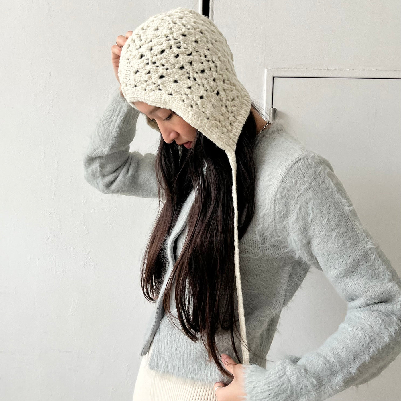 【AMOMENTO】 SHAGGY CROPPED CARDIGAN  / CROCHET KNIT BONNET