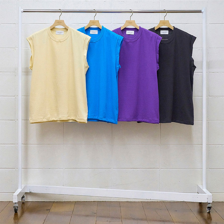 【UNUSED/アンユーズド】<br>No sleeve T-shirt <br>US2476