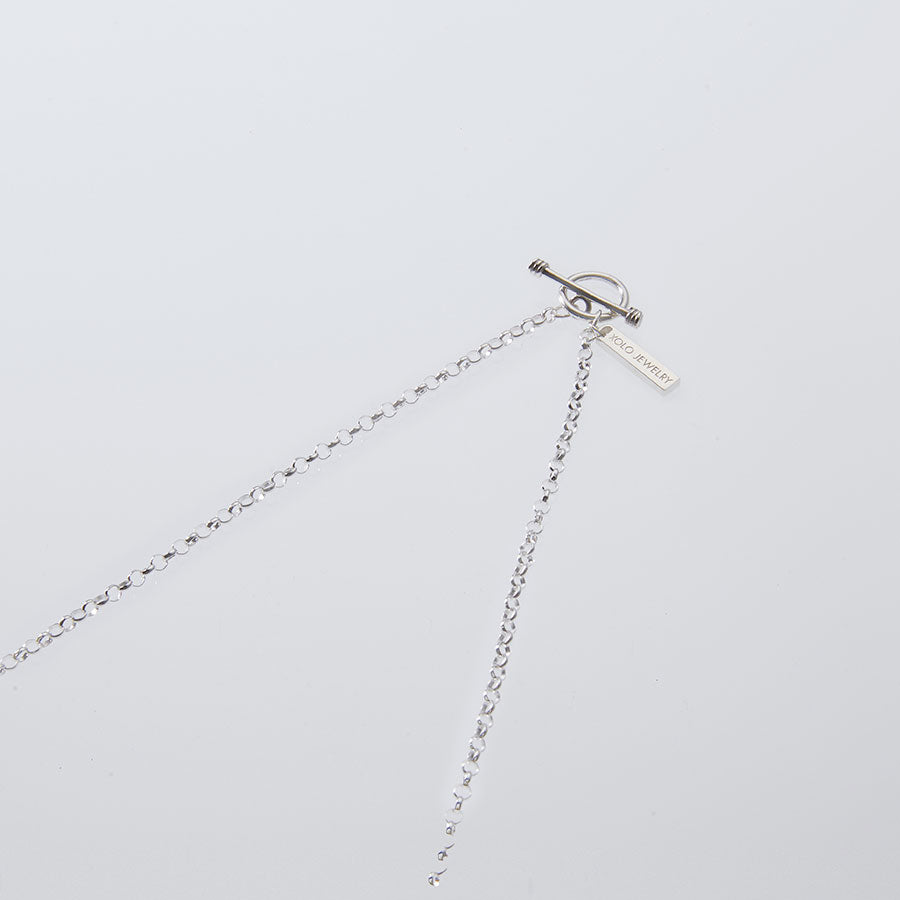 XOLO JEWELRY Round Link Necklace | MAROON