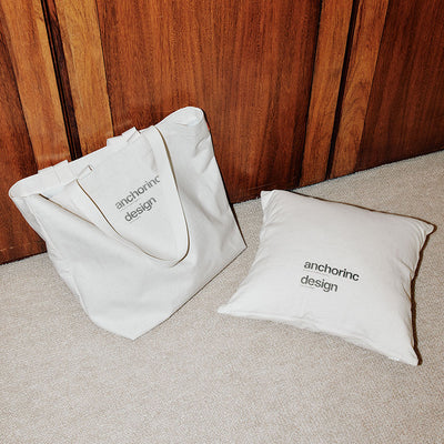 【ANCHOR INC./アンカーインク】<br>FABRIC LOGO CANVAS CUSHION <br>ANCFW25AC20