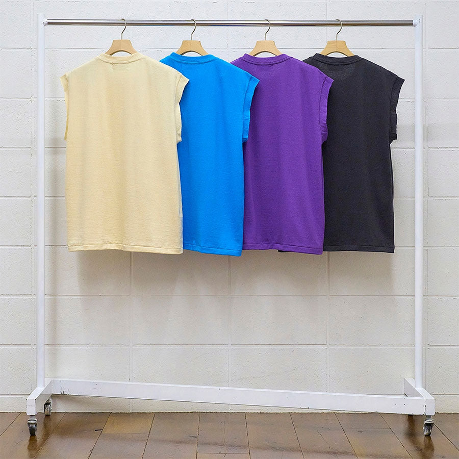 【UNUSED/アンユーズド】<br>No sleeve T-shirt <br>US2476