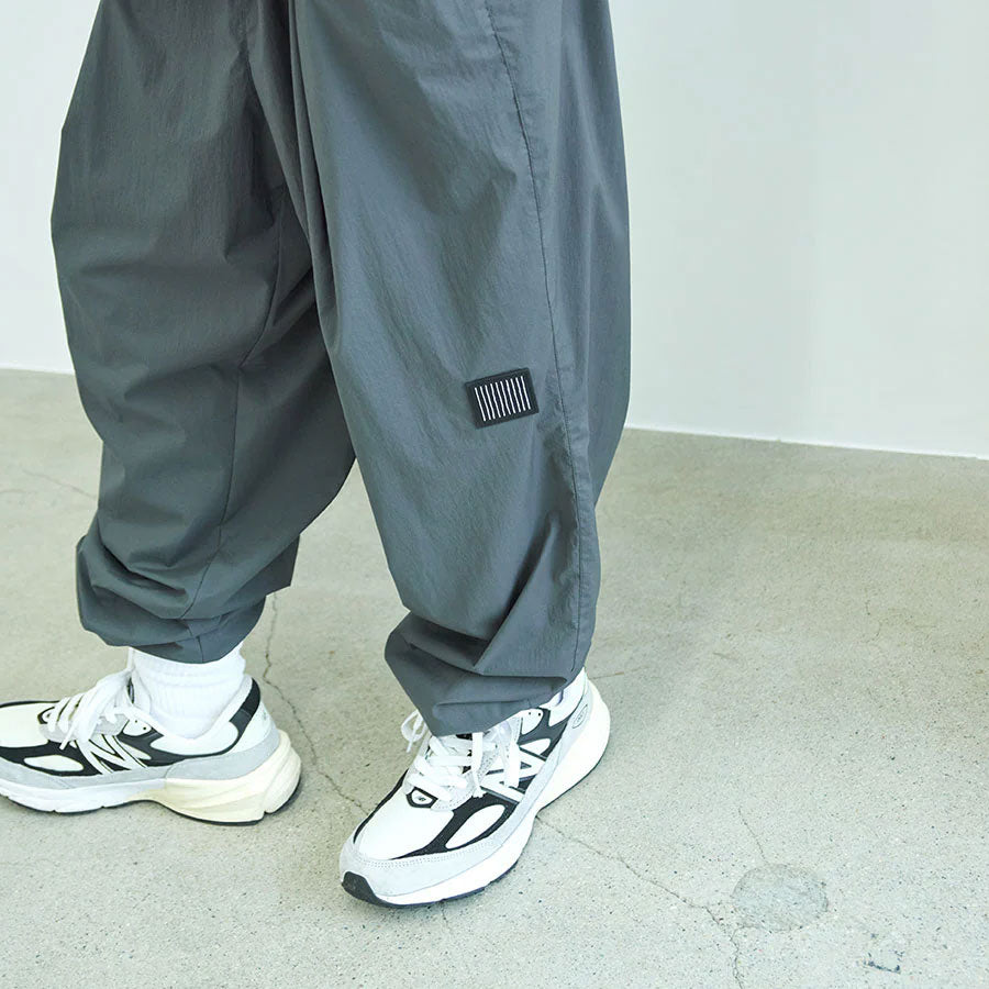 S.F.C/エスエフシー】WIDE TAPERED EASY PANTS (NYLON) SFCFW24P02の通販 「ONENESS ONLINE  STORE」