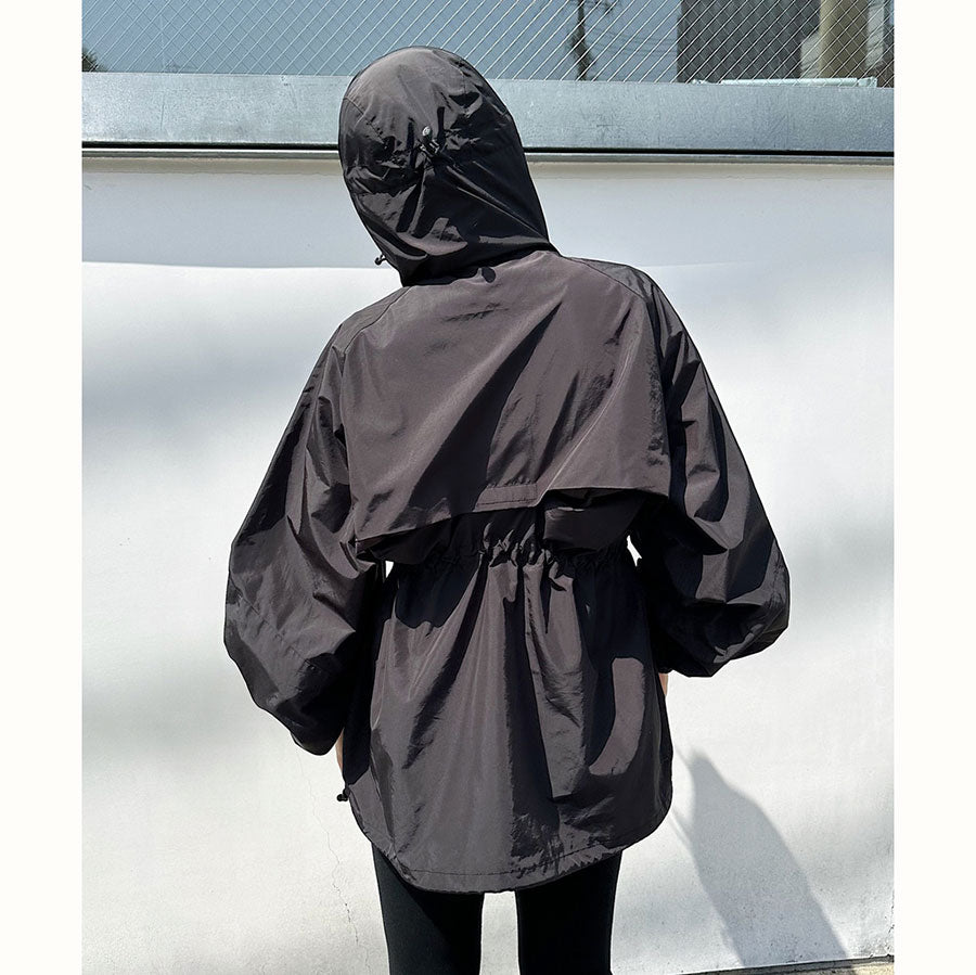 HOLIDAY WIND JACKET BLACK