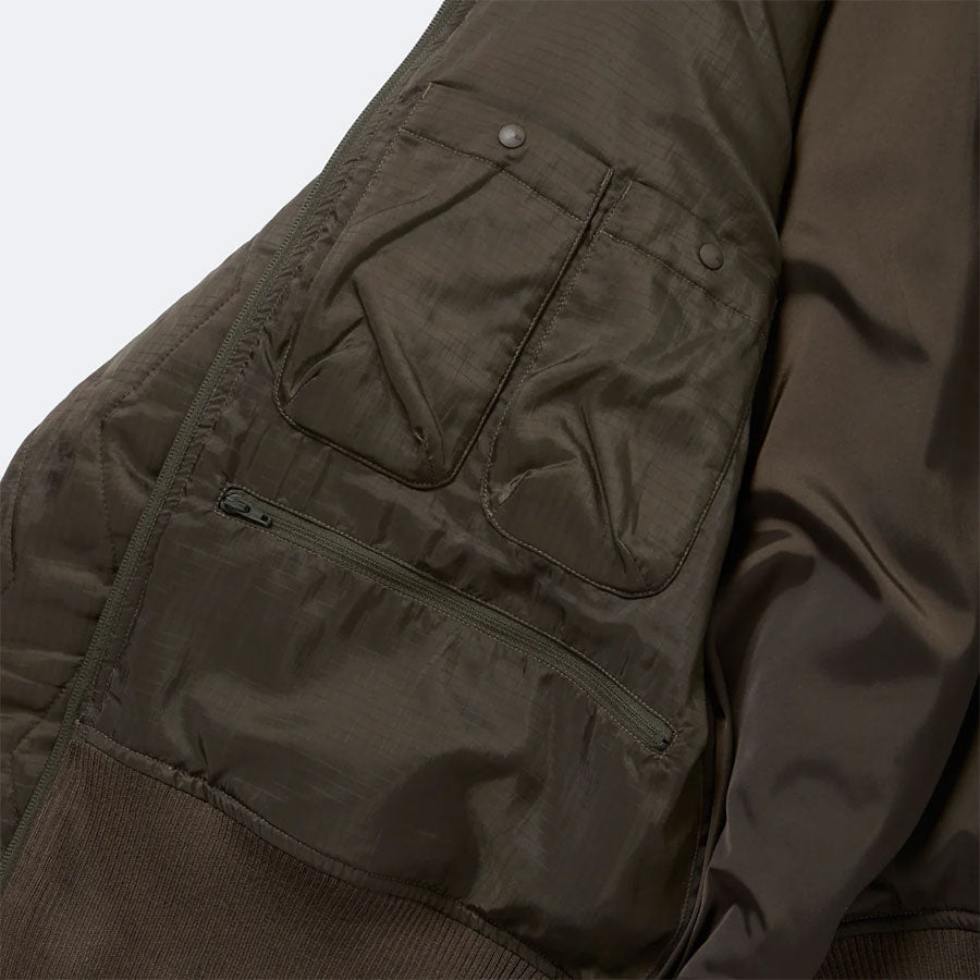 【DAIWA PIER39/ダイワピアサーティナイン】<br>TECH ARMY QULTING HIGH NECK JACKET <br>BW-44025W