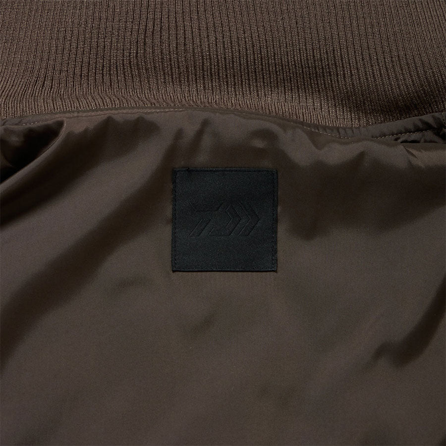 【DAIWA PIER39/ダイワピアサーティナイン】<br>TECH ARMY QULTING HIGH NECK JACKET <br>BW-44025W