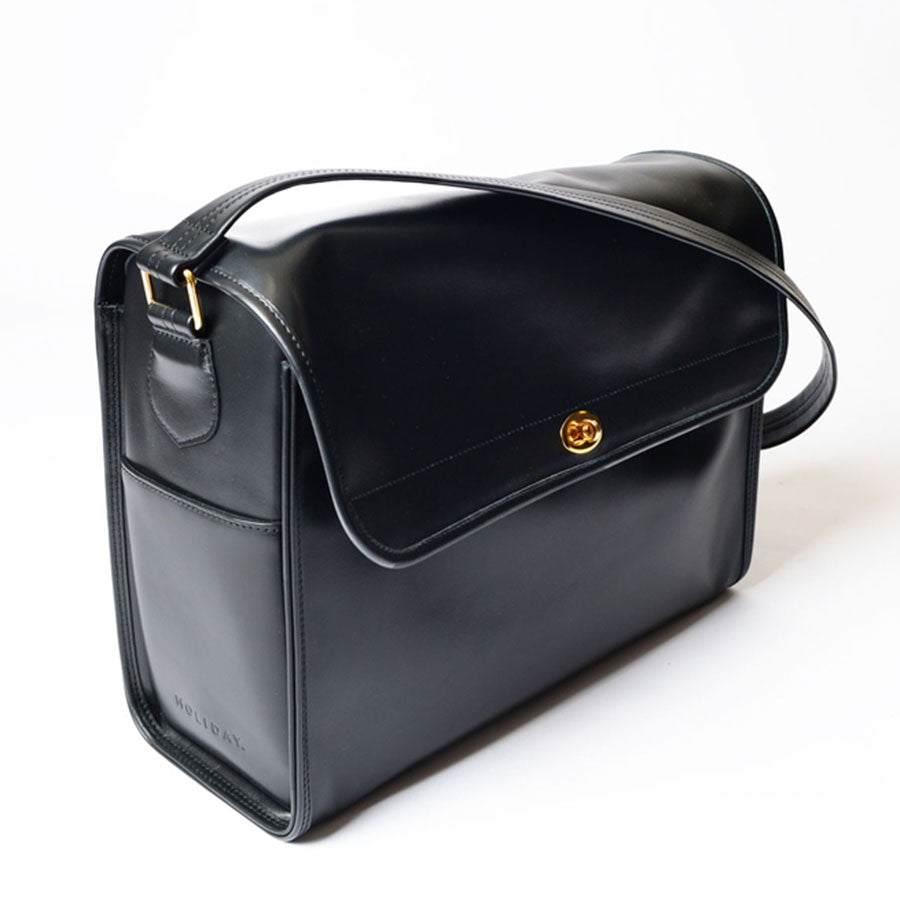 HOLIDAY/ホリデイ】LEATHER FLAP BIG BAG 25203035の通販 「ONENESS 
