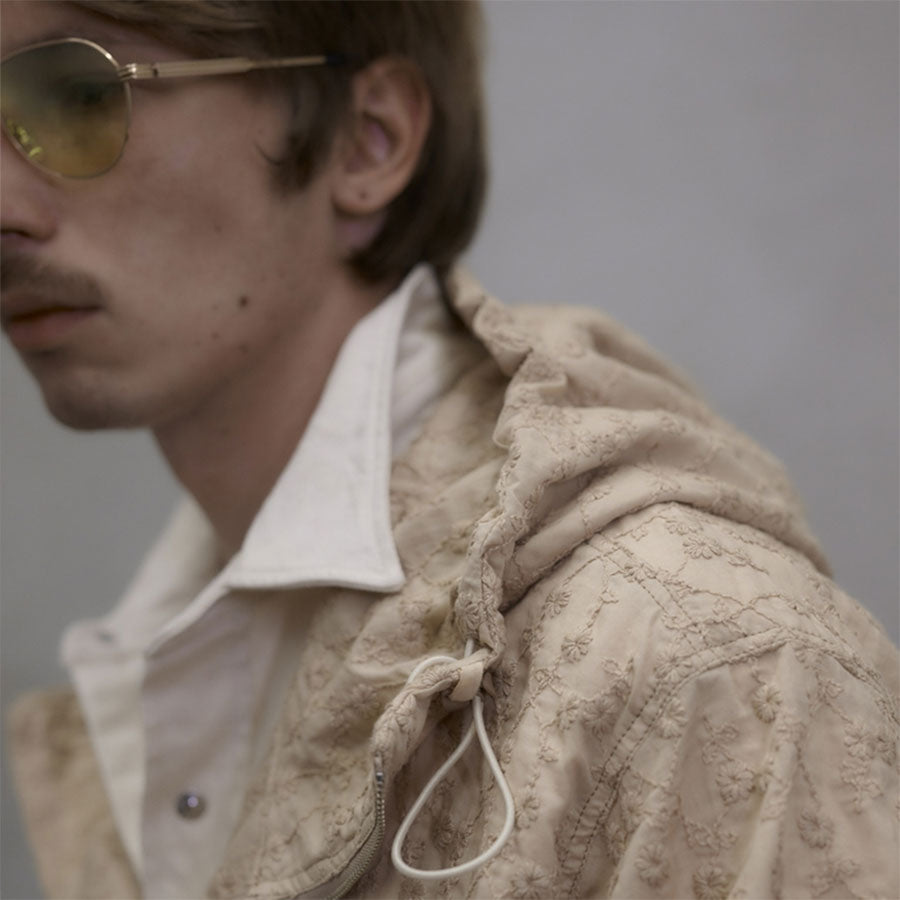 UNUSED/アンユーズド】Embroidery pull over jacket US2549の通販