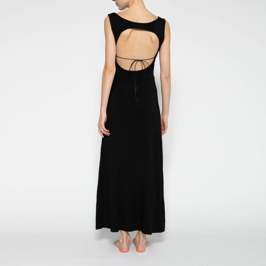 determ/デターム】Collagen Sleeveless Open Back Dress