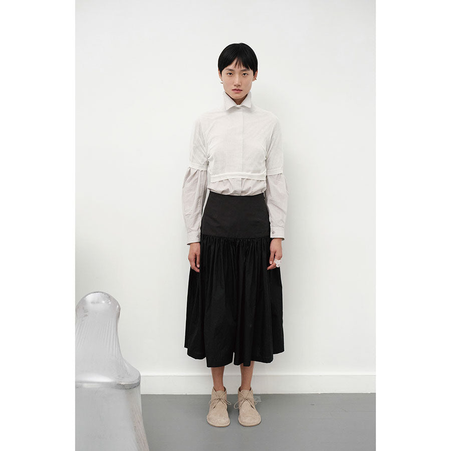 【AMOMENTO/アモーメント】<br>SHEER CROPPED KNIT <br>AM25SSW03KN