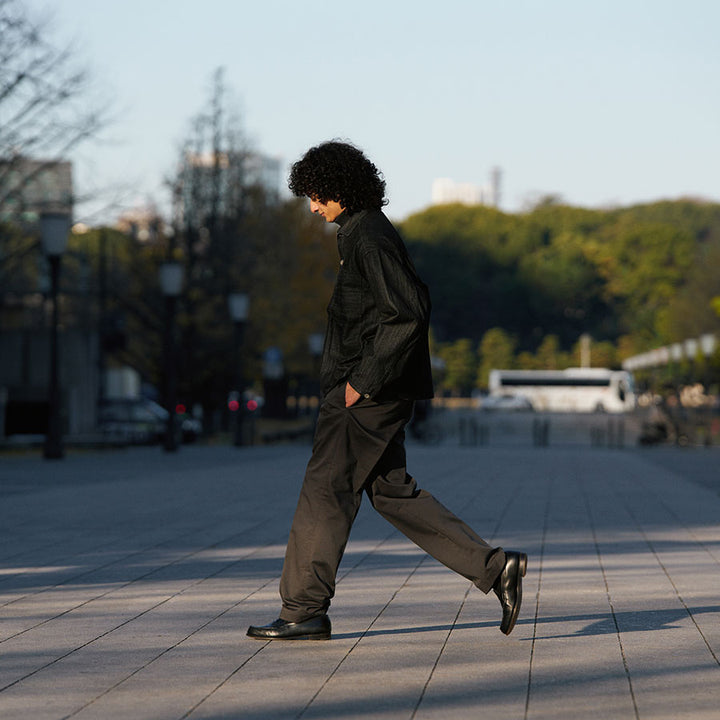 FOUNDOUR/ファウンダ】BLACK DENIM PULLOVER 015FD261023の通販