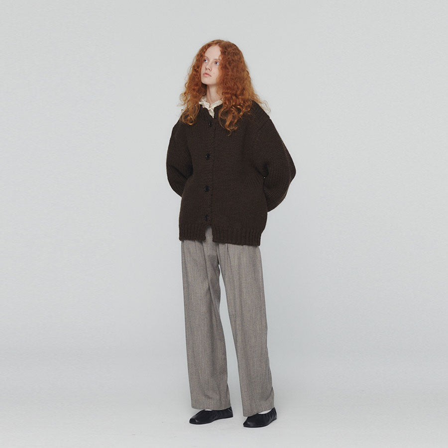 AMOMENTO/アモーメント】HAND KNITTED CARDIGAN AM24FWW01CDの 