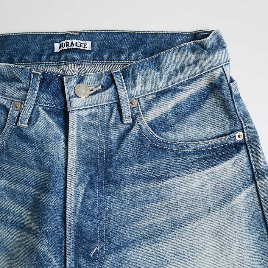 【11/21からポイント10%還元】<br>【AURALEE/オーラリー】<br>SELVEDGE FADED HEAVY DENIM PANTS <br>A25AP04DH