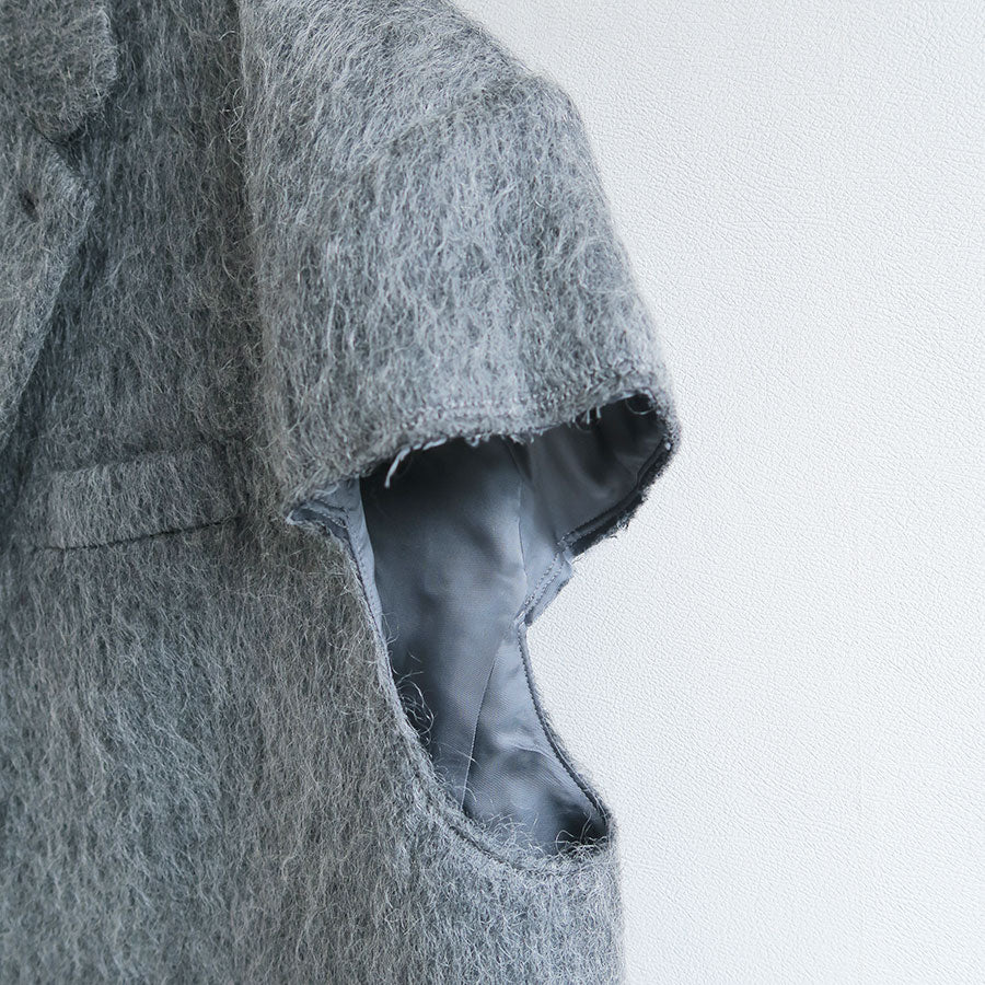 【RYU KAGA/リュウ カガ】<br>Mohair shaggy cropped chesterfield vest <br>85RC02D