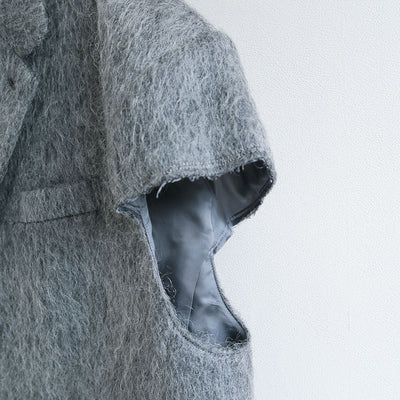 【RYU KAGA/リュウ カガ】<br>Mohair shaggy cropped chesterfield vest <br>85RC02D