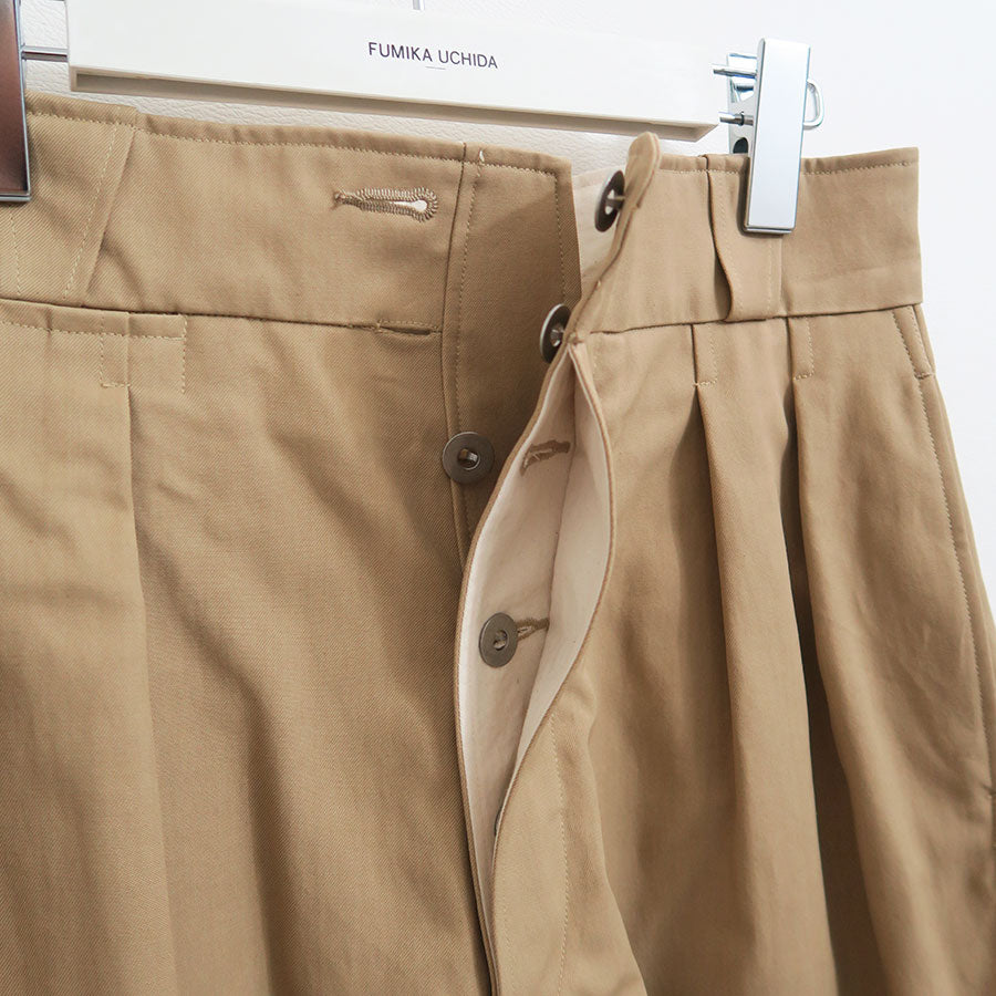 FUMIKA UCHIDA/フミカウチダ】Twil uniform two-tuck shorts X-SPT004