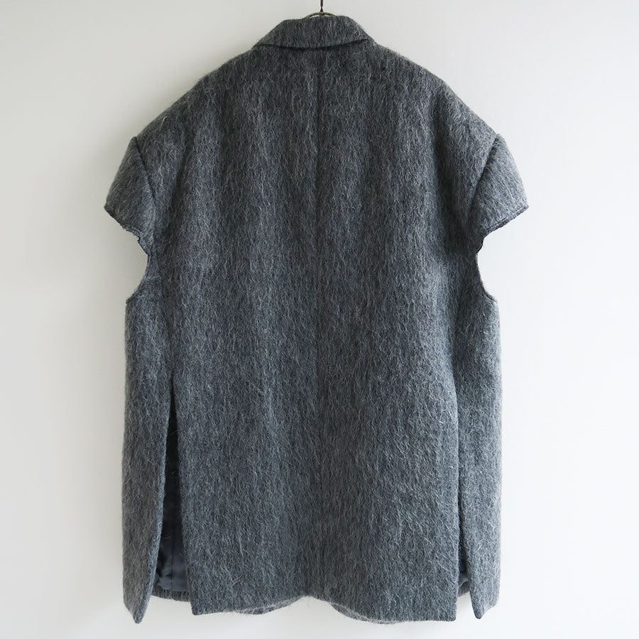 【RYU KAGA/リュウ カガ】<br>Mohair shaggy cropped chesterfield vest <br>85RC02D
