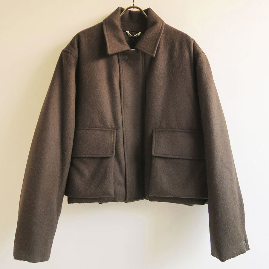 【10/3からポイント10%還元】<br>【AURALEE/オーラリー】<br>BABY CAMEL FLANNEL PADDED SHORT BLOUSON <br>A25AB06BF
