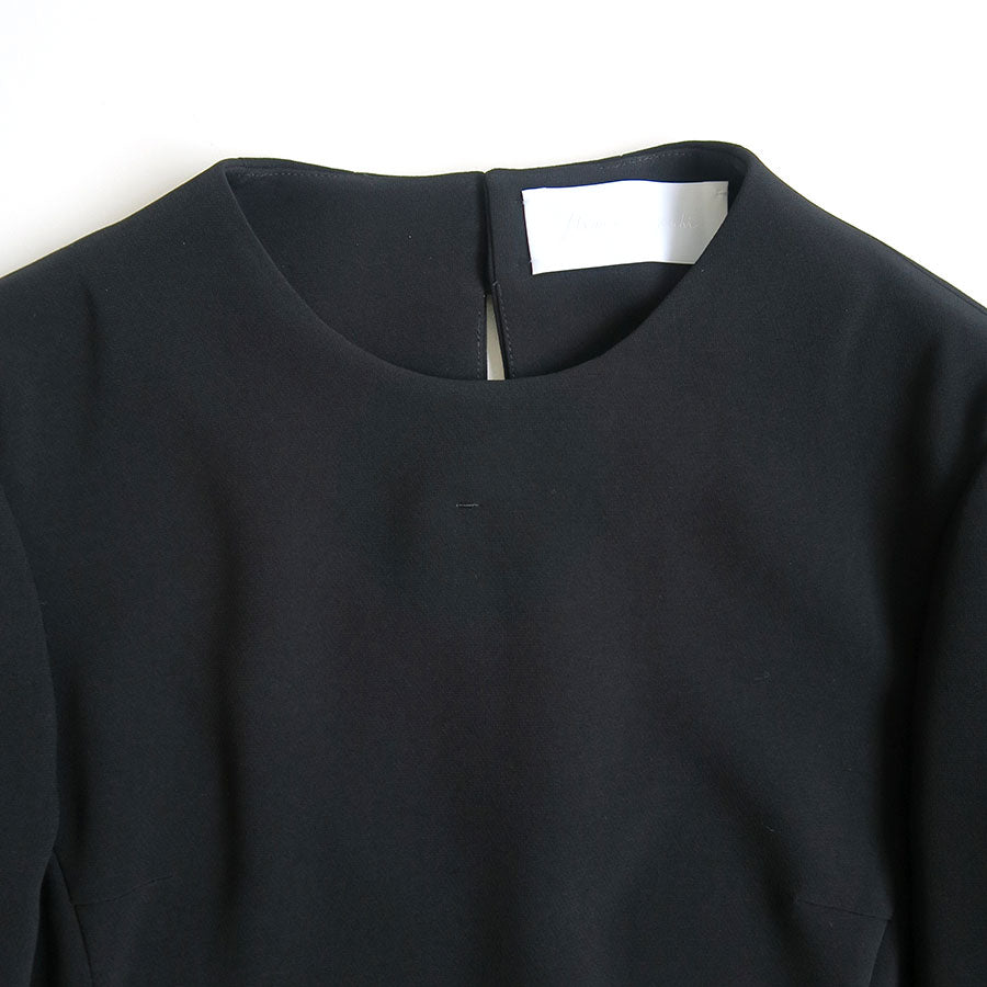 Mame Kurogouchi/マメ】Embroidered Cuffs Top MM25SS-SH095の