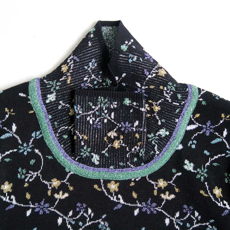 Mame Kurogouchi/マメ】Floral Motif Glitter High Neck Knit Top