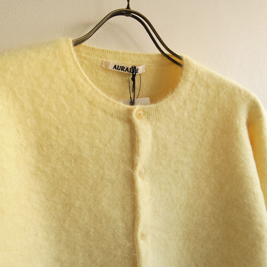 【9/19からポイント10%還元】<br>【AURALEE/オーラリー】<br>GARMENT-DYED BABY ALPACA FUR KNIT CREW-NECK CARDIGAN <br>A25AC03BA