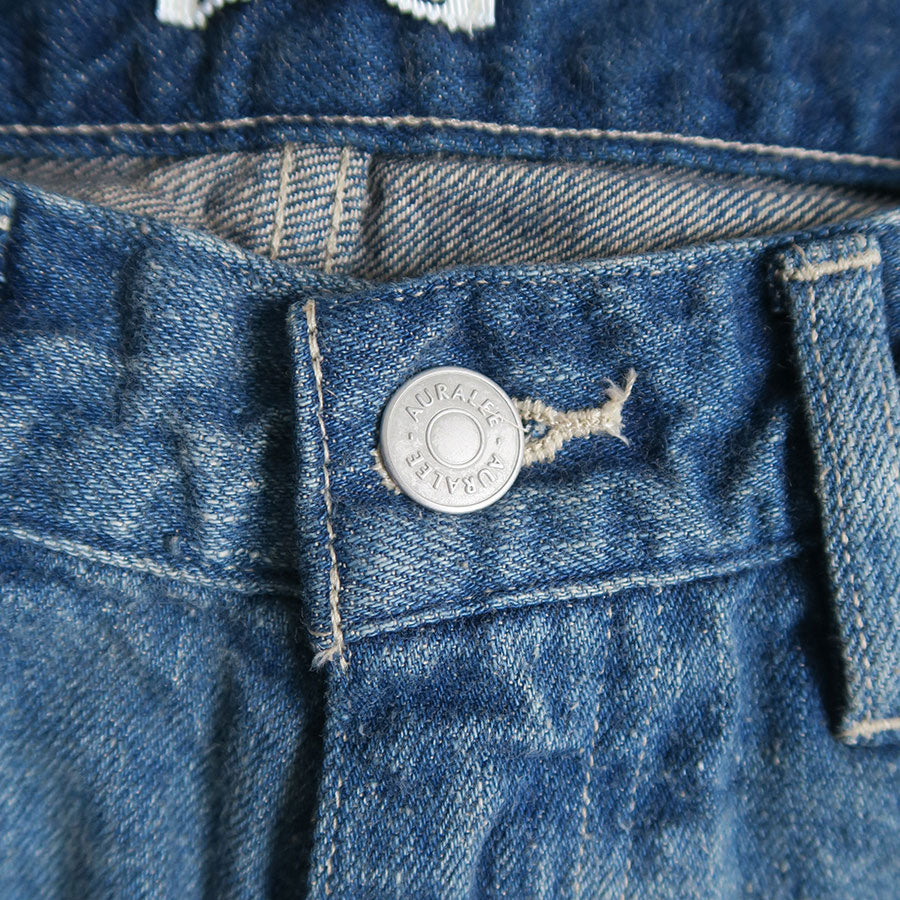 【AURALEE/オーラリー】<br>SELVEDGE FADED LIGHT DENIM PANTS <br>A23AP03DE