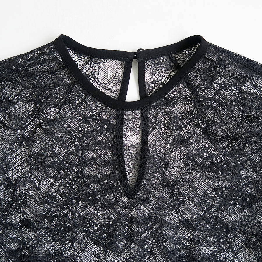 Mame Kurogouchi/マメ】Raschel Lace Embroidered Top MM26SS-SH099の