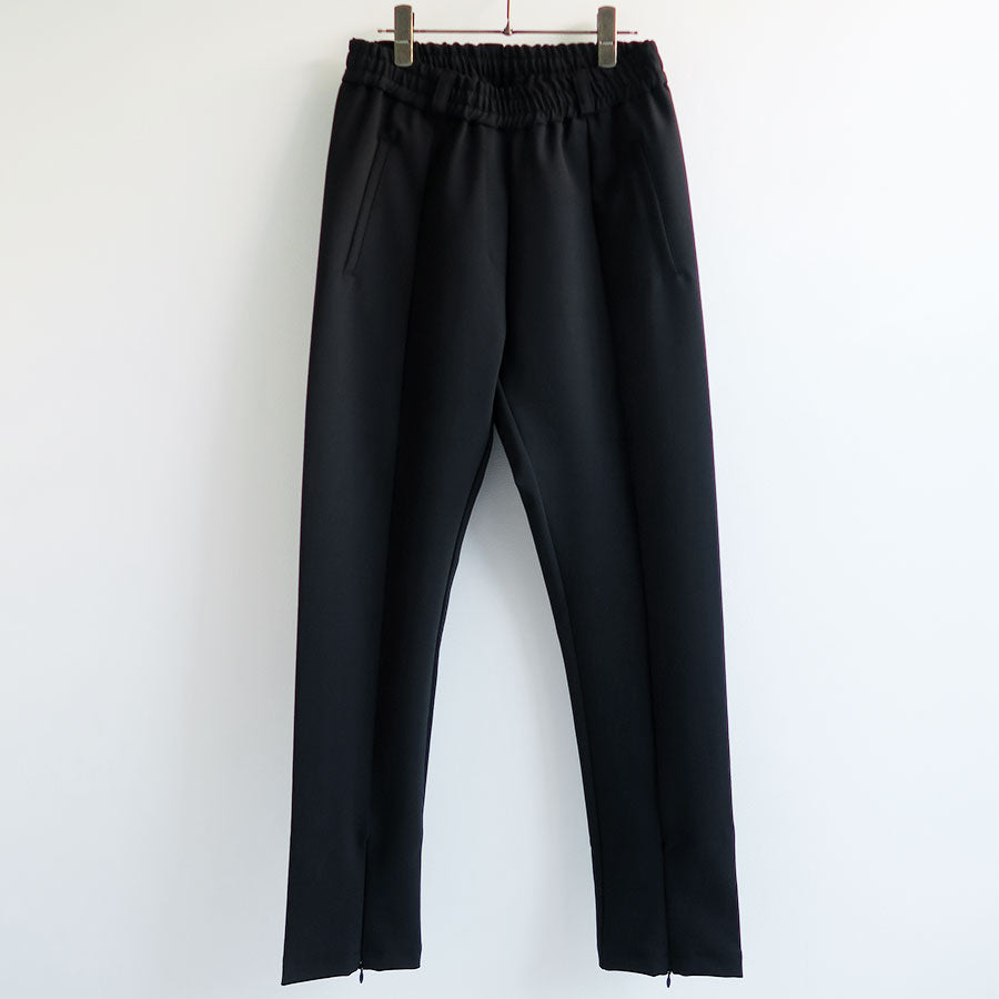 【COGTHEBIGSMOKE/コグ ザ ビックスモーク】<br>KAILEE ZIP SLIT TROUSERS <br>11601-180-1111-1