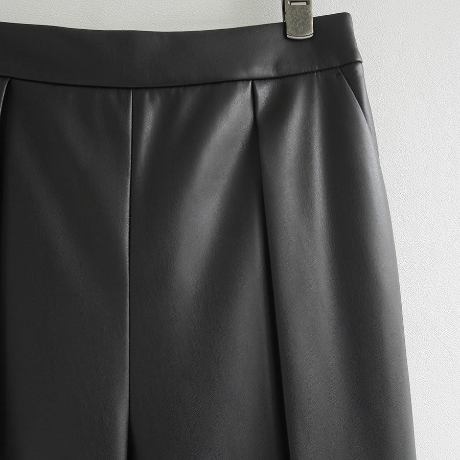 IIROT/イロット】Synthetic Leather Trousers 031-025-WP012の