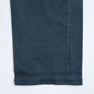 【10/3からポイント10%還元】<br>【AURALEE/オーラリー】<br>PRODUCT DYED FINX CHINO NARROW PANTS <br>A25AP04CP