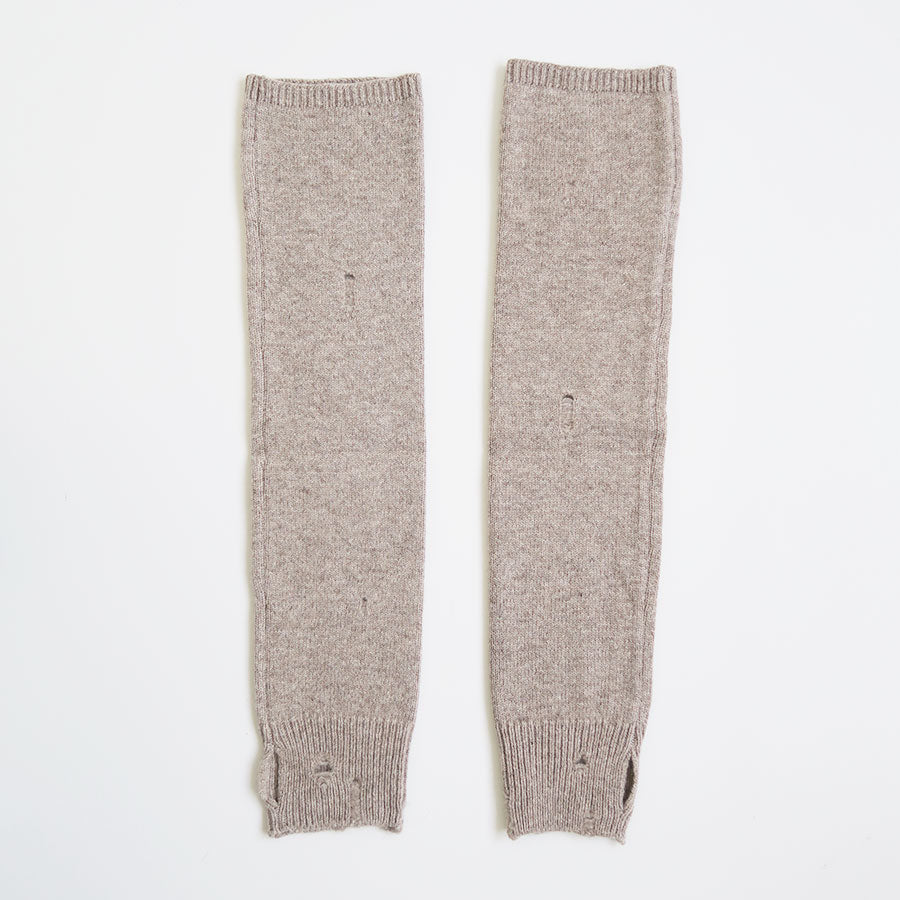 【RYU KAGA/リュウ カガ】<br>Damaged knit arm warmers <br>84RN03D