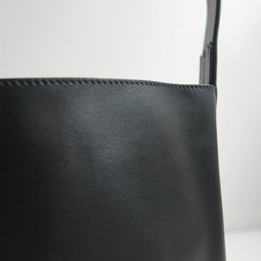 AURALEE/オーラリー】LEATHER SHOULDER BAG - M MADE BY AETA