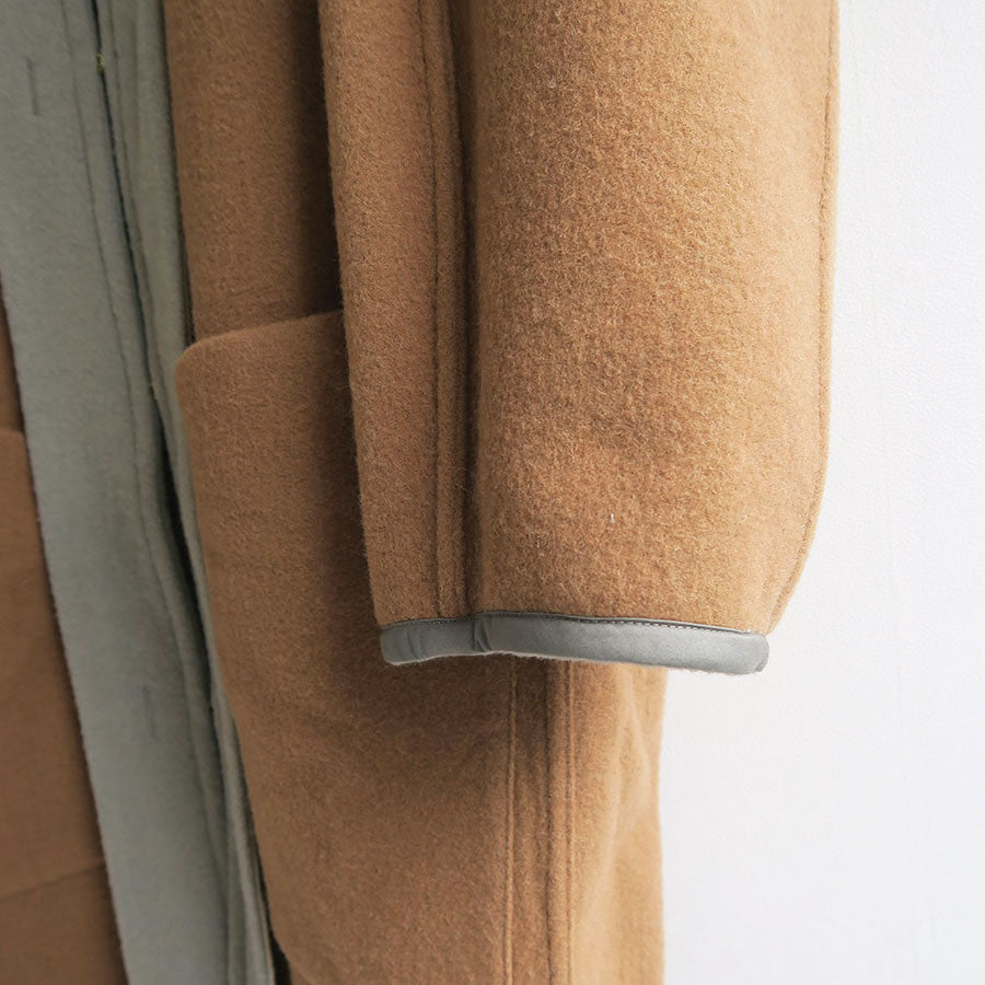 【JUN MIKAMI/ジュンミカミ】<br>リバーシブルコート (セージ) <br>23AW-22-D