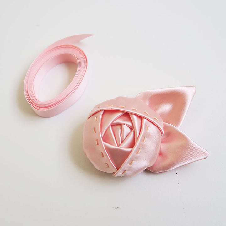 FUMIKA UCHIDA/フミカウチダ】Stretch Satin Corsage Brooch Y-AC001の