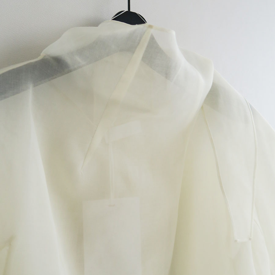 【AMOMENTO/アモーメント】<br>KNOTTED COLLAR TOP <br>AM25SSW03TO