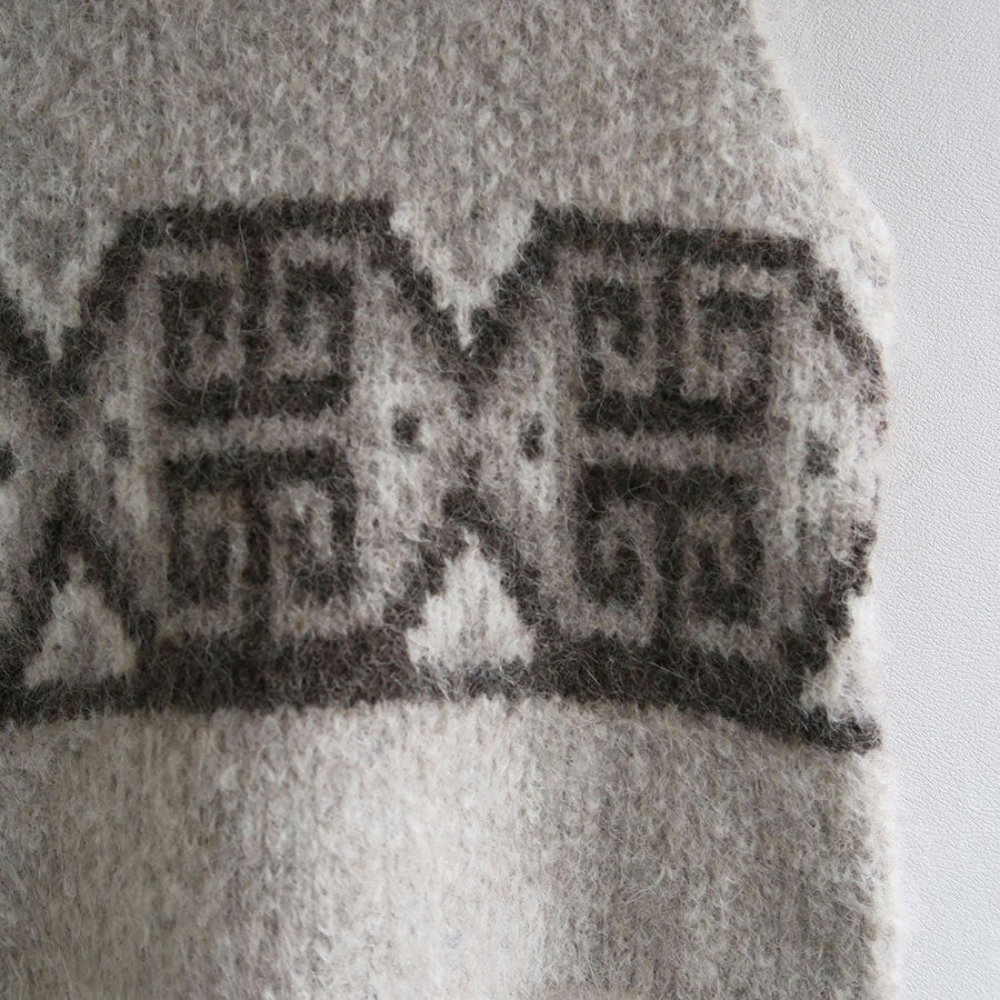 【INSCRIRE/アンスクリア】<br>Cowichan No Sleeve Sweater <br>I23AW-K12