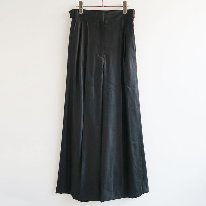 美品✨IIROT イロット 24ss Heavy satin trousers IIROT/イロット】linen wide trouser 034-026-WP019の通販 「ONENESS