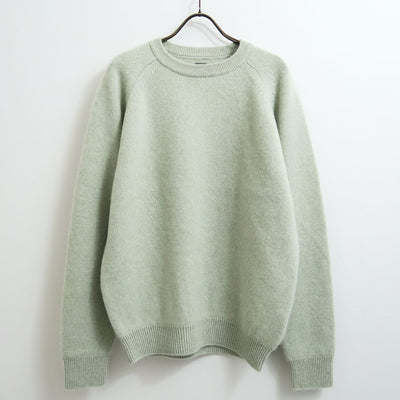 LIGHT GREEN