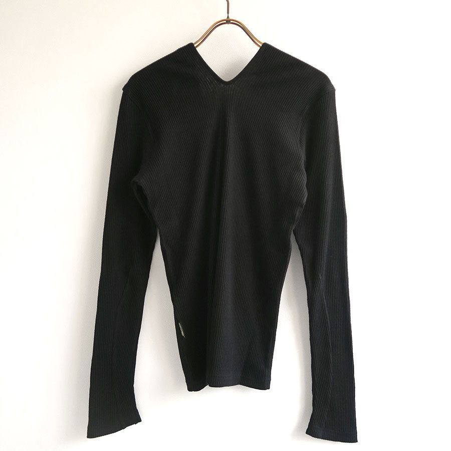 PHOTOCOPIEU/フォトコピュー】V NECK TOP (TADEO) 232TDOの通販