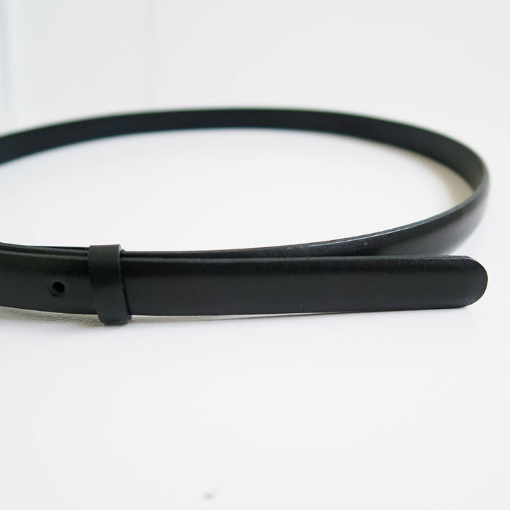 マメクロゴウチ　ベルト　ブラック Mame Kurogouchi/マメ】Cow Hide Leather Narrow Belt MM26FW-AC306の